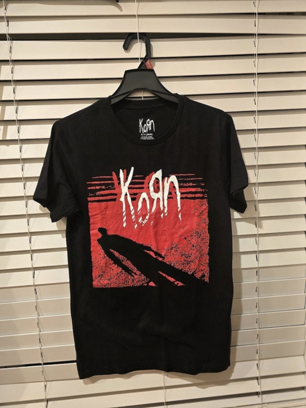 Korn Red Shadow Silhouette Graphic T-Shirt Black & Red